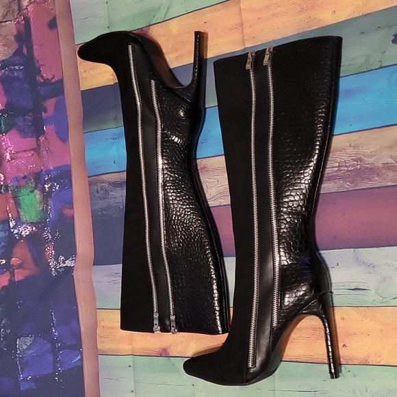 Heeled Boot - Picture 5 of 13